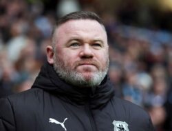 Rooney: Tuchel Kenapa Mainkan Kane Terus? Pertanyaan Heboh tentang Strategi Taktis!