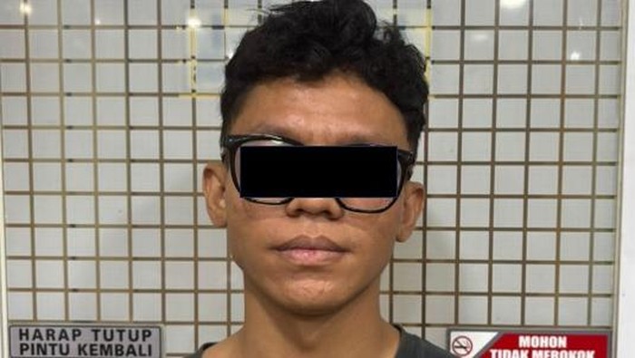 Potret Pria Viral yang Aniaya Pacar di Depok Usai Ditangkap Polisi: Skandal Cinta yang Mempalikan