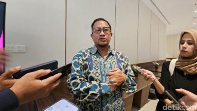 **Kompolnas: Polisi Boleh Menjabat Sipil, Asalkan Sesuai UU ASN!**