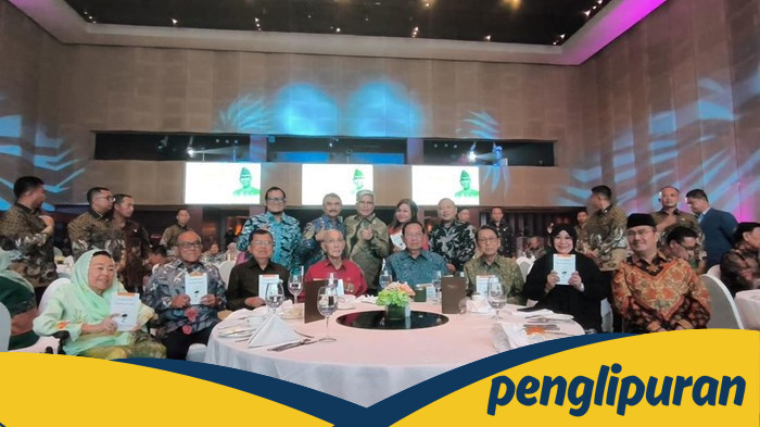 **Try Sutrisno Syukuran Ultah ke-90, Luncurkan Buku Pola Asuh ala Jenderal yang Mempengaruhi Generasi**