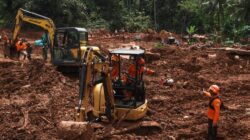 Update Tragis: 1 Jasad Ditemukan, 11 Orang Masih Hilang di Longsor Cilacap