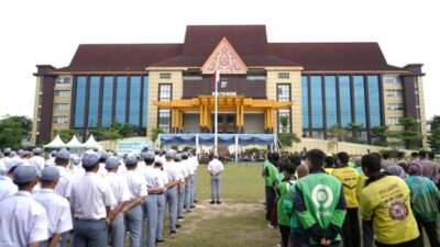 “976 Personel Polda Riau Amankan Jalanan, Ojol dan Pelajar SMA Bersatu di Operasi Zebra”
