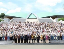 “Grand Final Cerdas Cermat MPR: Peserta Ajak Indonesia ke Era Kecerdasan Baru”