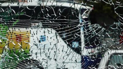 **Kecelakaan Bus Jemaah Umrah India di Madinah, Puluhan Orang Tewas, PM Modi Ungkap Duka**