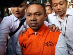 3 Pramusaji di Rumdin Gubernur Riau Diduga Rusak Segel KPK, Apakah Ini Konspirasi?