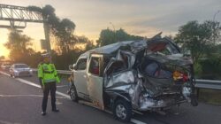 **Kecelakaan Maut di Tol Cipali Km 72: Kesaksian Penumpang yang Mengejutkan**