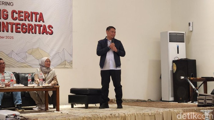 **KPK Ungkap Momen Hasto Cocokkan Nomor Tahanan dengan Tanggal Amnesti: Kisah Menakjubkan di Balik Bebasan**