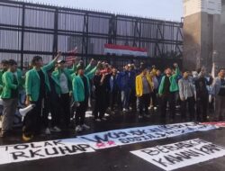 Mahasiswa Demo Tolak KUHAP Baru: Aksi di DPR, Gugatan ke MK!