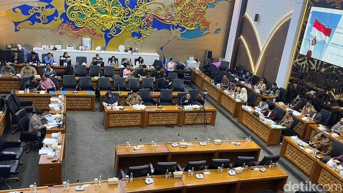 Wamendikdasmen: Guru Harus Jadi Profesi, Bukan Pekerjaan!