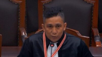 Firdaus Oiwobo Salah Sebut Nama Ketua MA Jadi Suhartoyo, Sidang MK Terganggu!