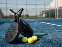 **Bawa Raket Padel ke Pesawat? Ini Aturannya yang Tak Boleh Dilanggar!**