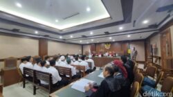 2 Orang Terjerat Hukuman Setelah Rusak Mobil Pegawai Kemendagri Saat Demo Agresif Agustus