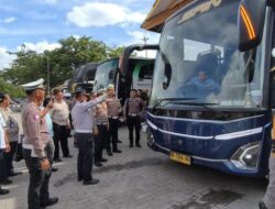 **Polisi Intensif Jaga Keselamatan, Cek Kelaikan Bus di Terminal Pekanbaru**