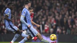 Arsenal Vs Tottenham: Neville Tebak Laga Kacau, Skor Tipis, Siapa yang Akan Menang?