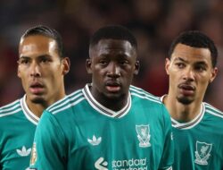 Liverpool Wajib Beli Bek Tengah di Januari, Kalau Tidak Bisa Jadi Juara