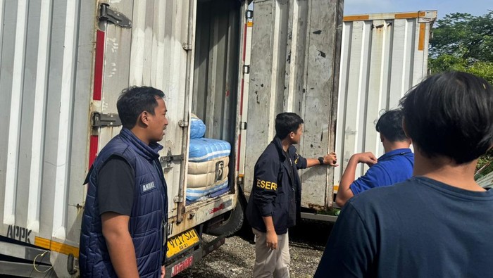 Polda Metro Tangkap Aksi Tawaran Balpres Rp4 M ke Jakarta!