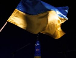 “Ukraina Berhadap-Hadap dengan Harga Mahal dalam Draf Damai dengan Rusia”