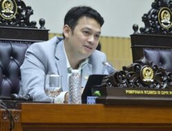 **Komisi III DPR Apresiasi KPK, Pamer Uang Rp 300 Miliar sebagai Akuntabilitas**