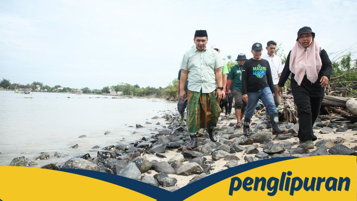 **Tanam Mangrove di Jepara, Wagub Jateng Ringkus Ancaman Abrasi Pesisir**