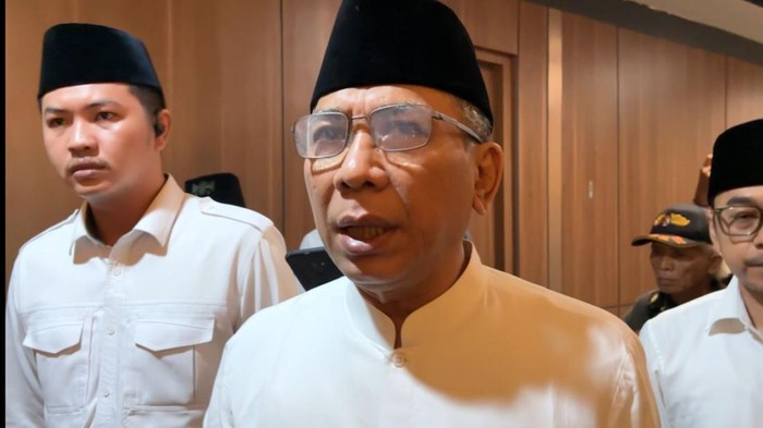Gus Yahya Terancam Mundur dari PBNU: Respons yang Guncangkan Islam Moderat