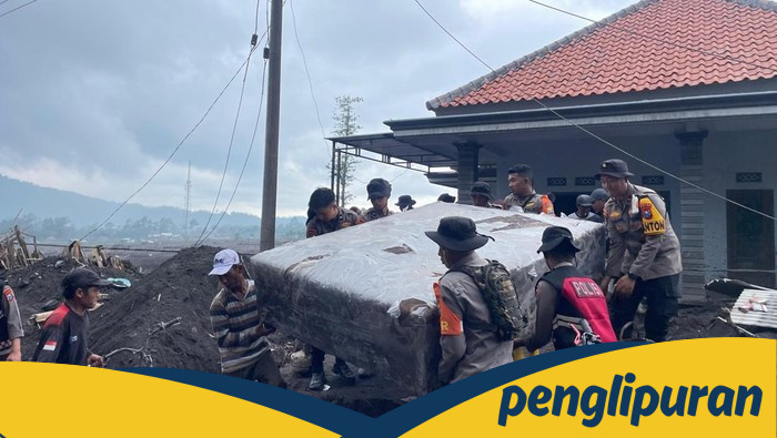 Brimob Polda Jatim Gelar Operasi Kemanusiaan, Bantu Korban Erupsi Semeru!