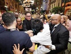 Dideportasi karena Ganggu Ariana Grande, WN Australia Dicekal Singapura