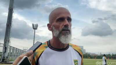 Persebaya Pecat Eduardo Perez usai Hasil Imbang Lawan Arema, Ini Alasannya!