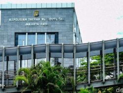 Polda Metro Bantah Viral Pria Ngaku Anak Anggota Propam Pinjam Mobil Barang Bukti, Ini Fakta yang Mengejutkan!