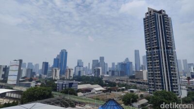 “BMKG Prediksi Cuaca Jakarta Berawan Tebal Pagi Ini: Awas Kendaraan Jadi Berlendir?”