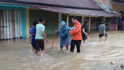 Banjir Bandang di Padang Pariaman: 4 Sungai Meluap, 7 Kecamatan Terdampak!