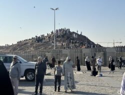“Perang Uhud: Saksi Bisu Kekalahan yang Mengguncangkan Sejarah Islam”