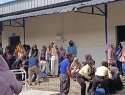 **Heboh! Puluhan Karyawan Pabrik Boneka di Cianjur Terjangkit Kesurupan Massal, Gegerkan Warga**