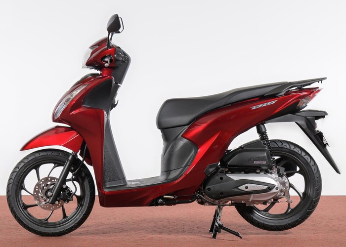 Konsumsi BBM Skutik Baru Honda: Full Tank Tembus 277 Km! - Update 1