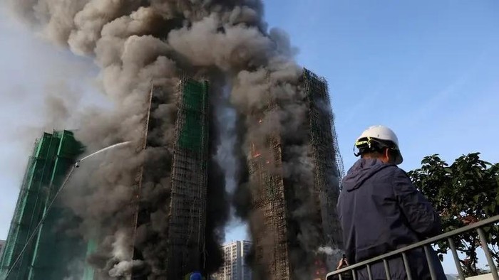 Tragedi Hong Kong: Korban Tewas Akibat Kebakaran Apartemen Bertambah Jadi 44 Orang, Apa yang Terjadi?
