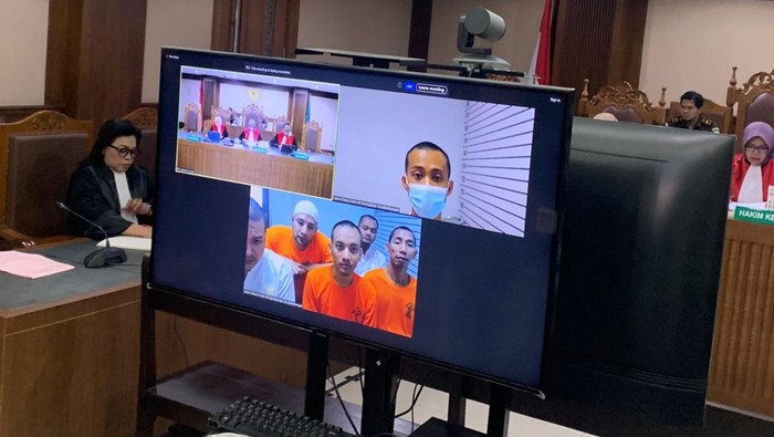 Hakim Perintahkan Ammar Zoni Dkk Dihadirkan, Sidang PN Jakpus Berlangsung tegang!